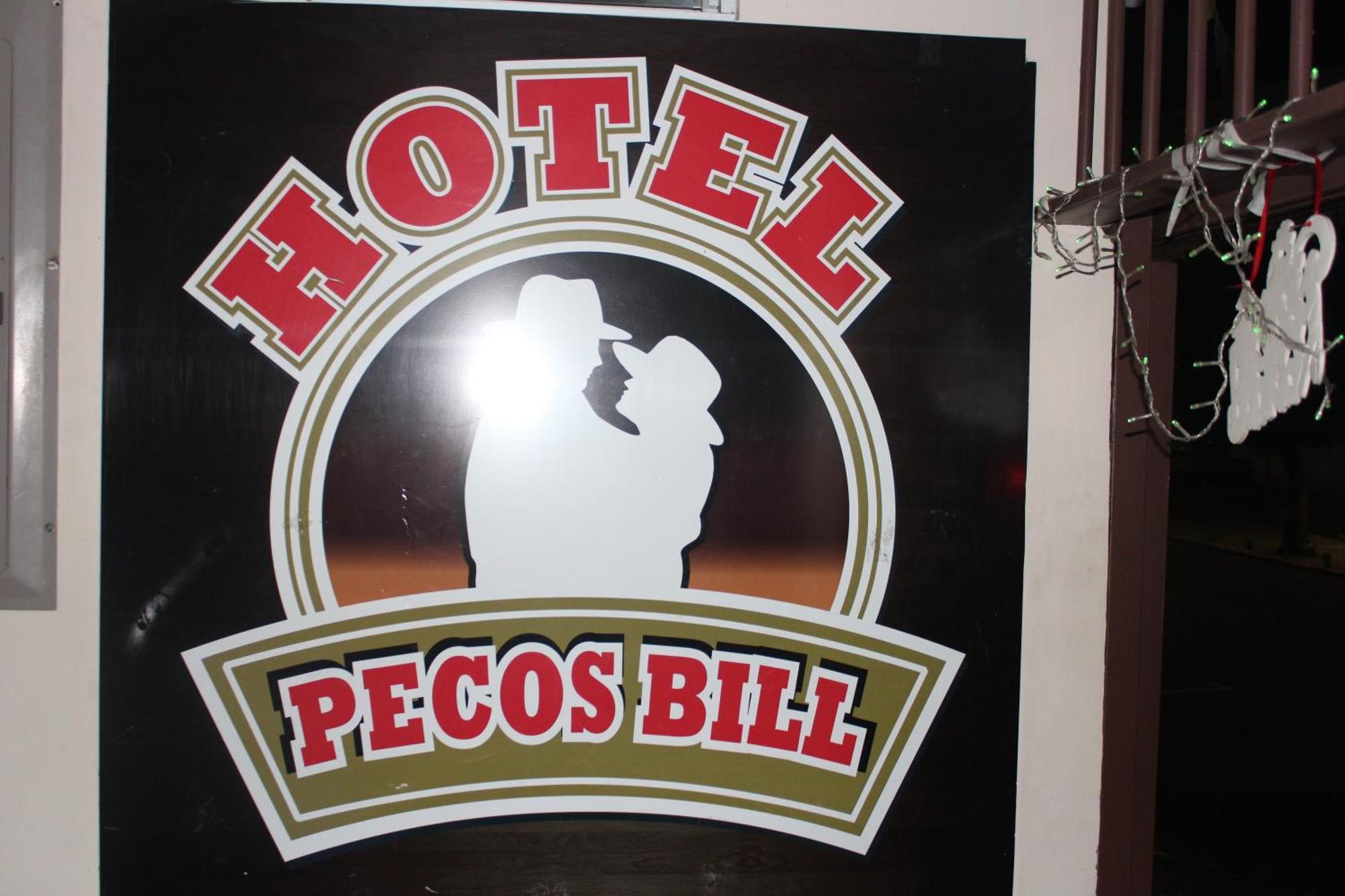 Hotel Pecos Bill *
